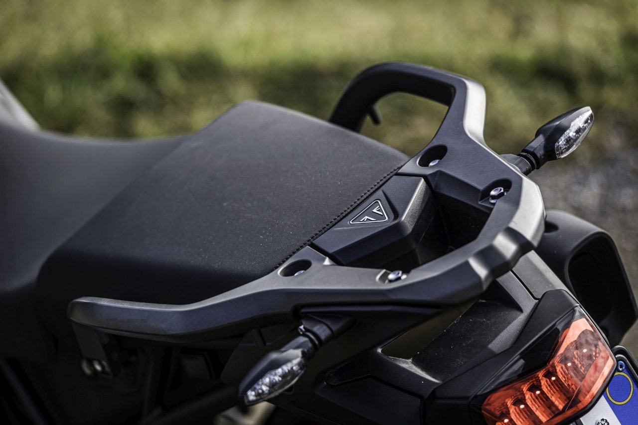 Moto Guzzi V85 TT VS Triumph Tiger 850 Sport: viaggia, guida, SOGNA